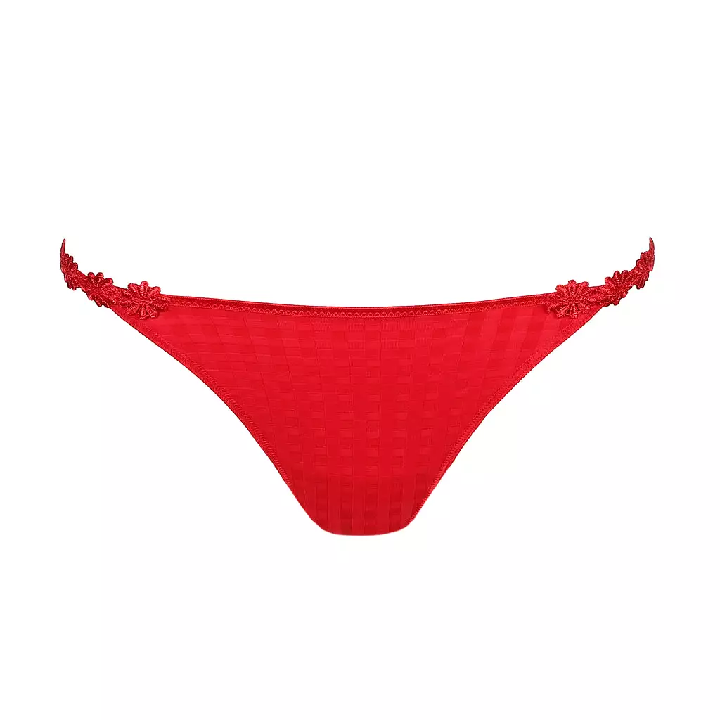 Avero String Bikini | Scarlet