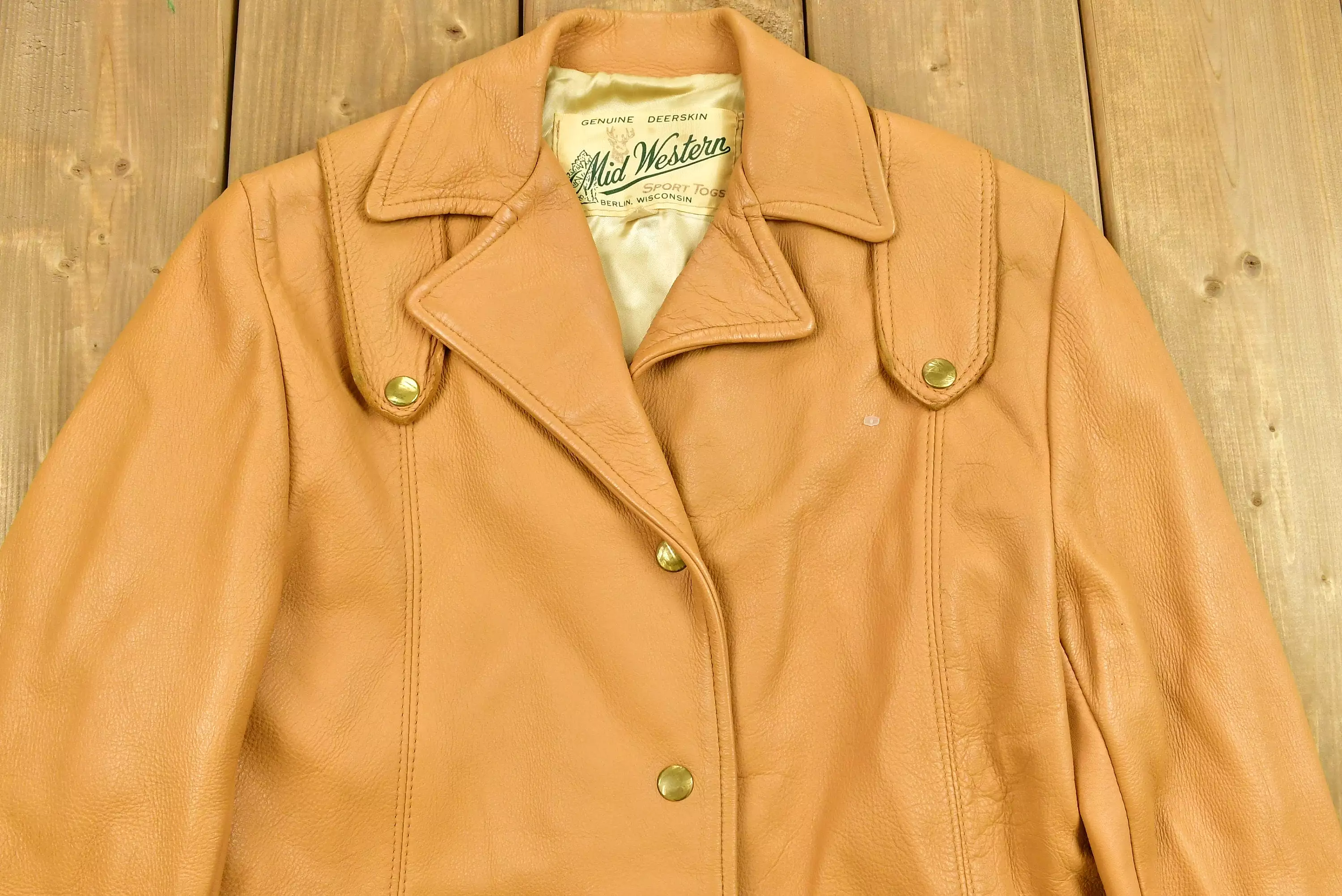 Vintage 1960's Genuine Deerskin Jacket / Mid Western Sport Togs / Berlin Wisconsin / Leather Coat / Winter Outerwear / Streetwea