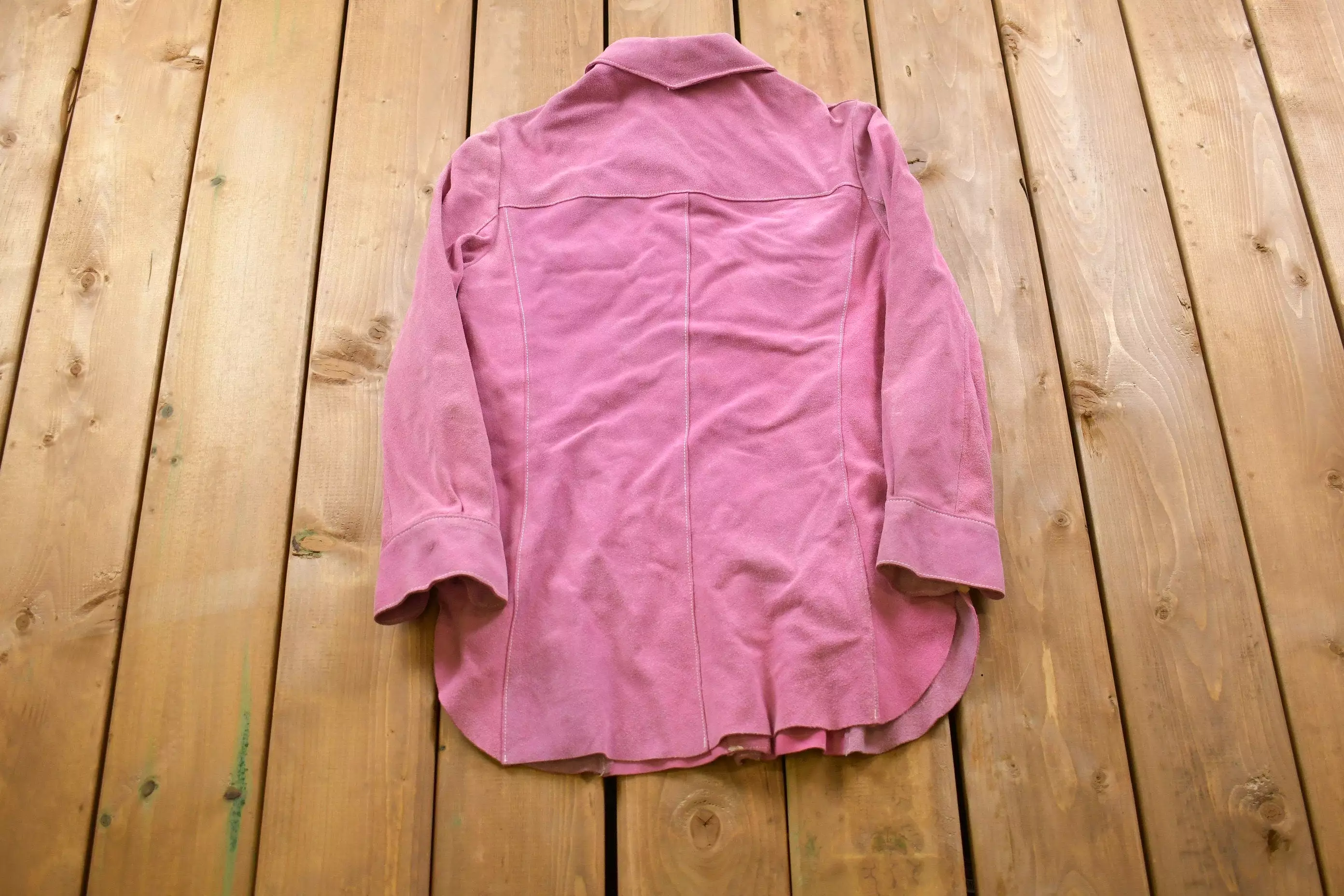 Vintage 1960s Pink Suede Leather Button Up Jacket / Fall Outerwear / Leather Coat / Winter Outerwear / Streetwear Fashion / Sued