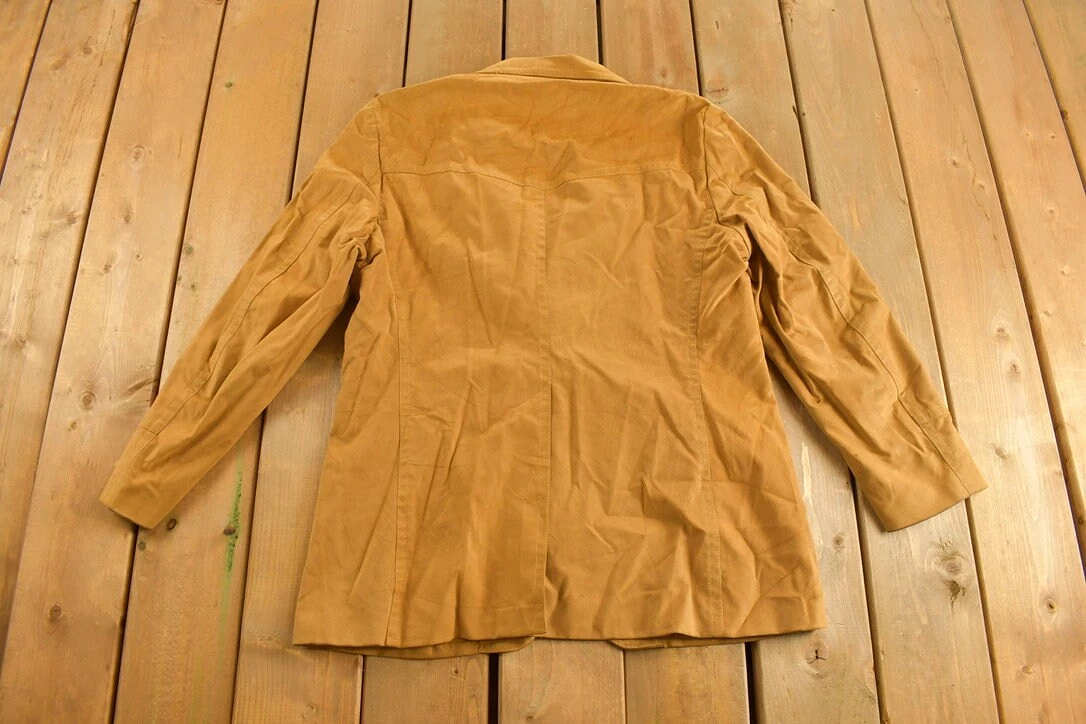 Vintage 1970s Suede Button Up Jacket / Fall Outerwear / Leather Coat / Winter Outerwear / Streetwear Fashion / Suede Jacket / Bl